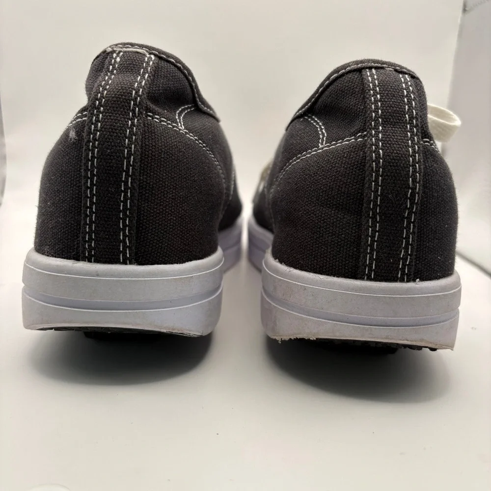 Heelys canvas skate